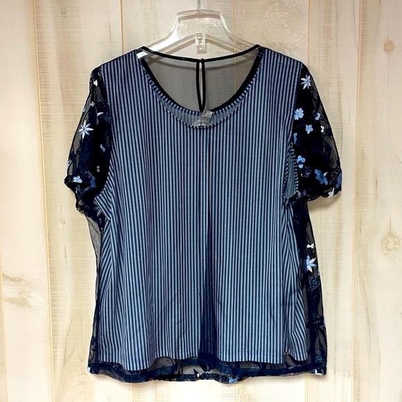 NWT CJ Banks Blue And White Striped Tank Top With Sheer Floral Overlay Sz 1X - Picture 2 of 6